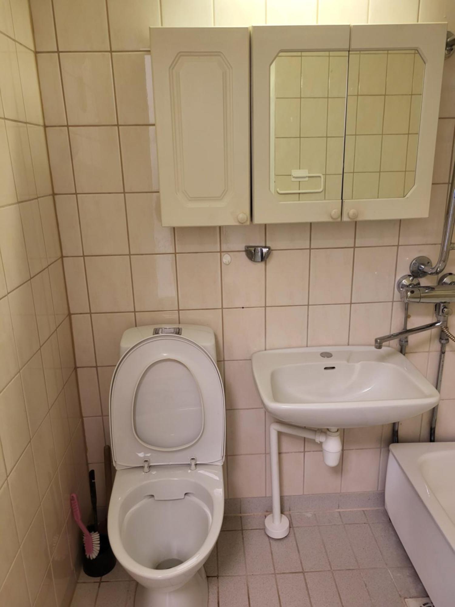 Convenient *